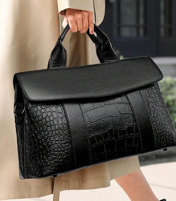 Midnight Gloss Clutch